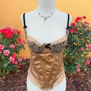 Lace trimmed y2k vintage boned corset bustier
